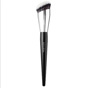 Sephora PRO brush